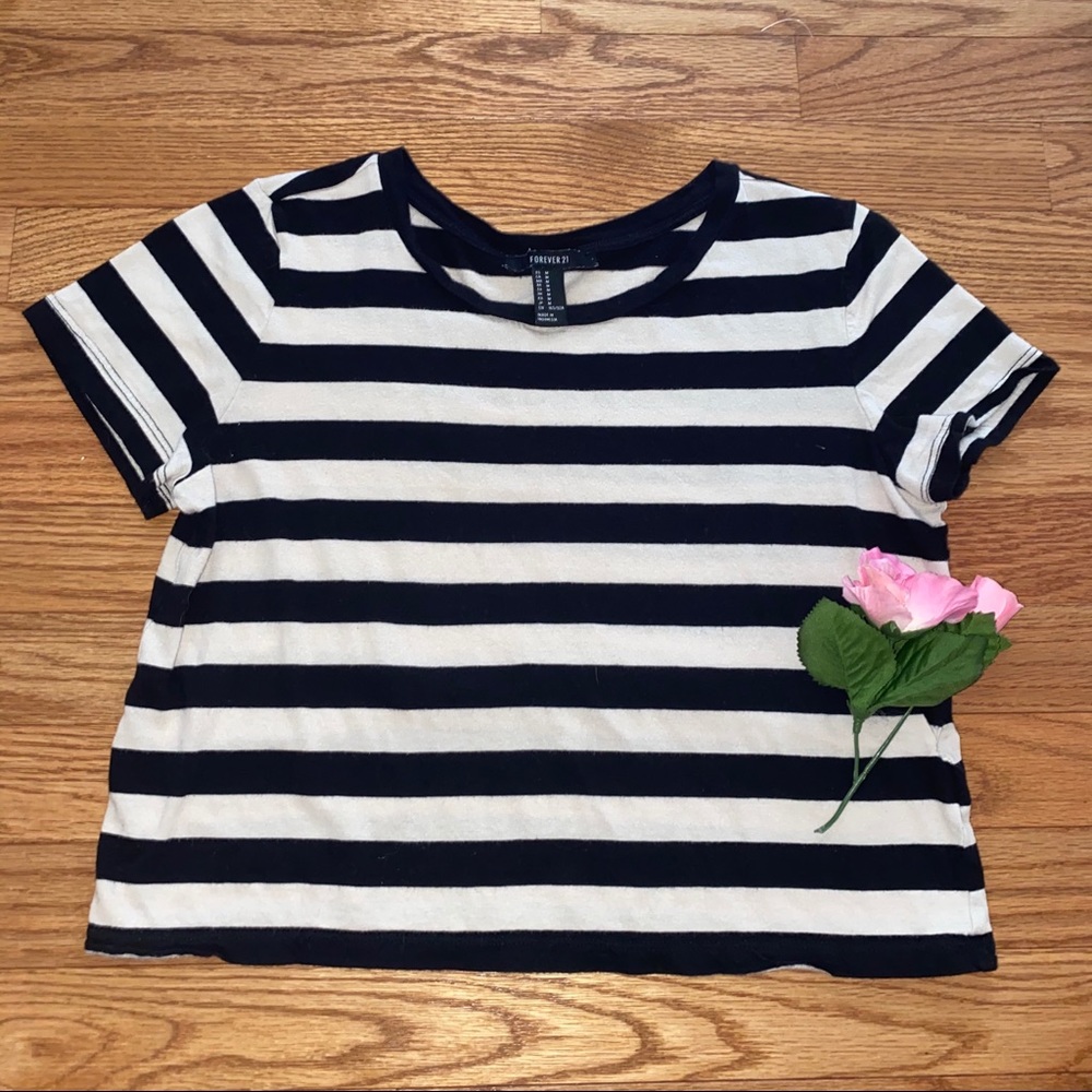 Black and cream crop top